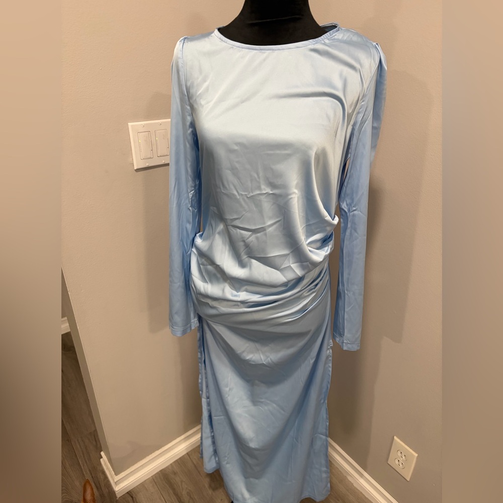 Elegant Blue Long Sleeve Dress